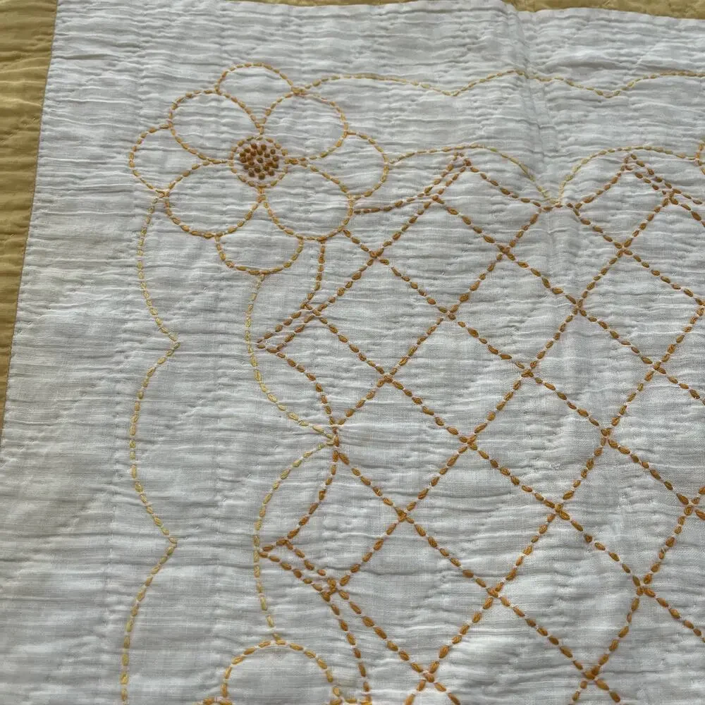 Handmade Hand Quilted Yellow Floral Embroidery Cotton Quilt Bedspread 75